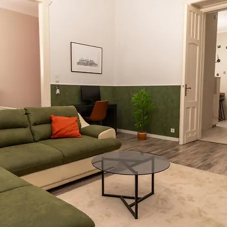 Downtown Funk Apartment Budapest Exterior photo
